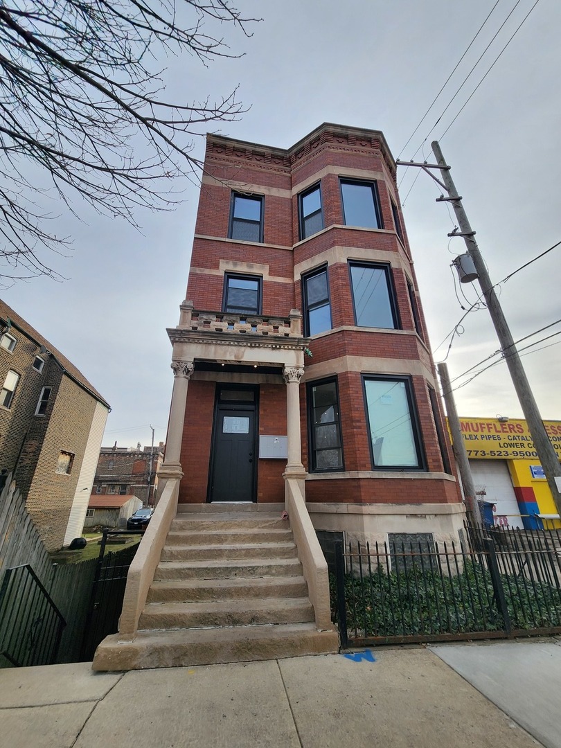 2345 23rd Street, Chicago, IL 60608