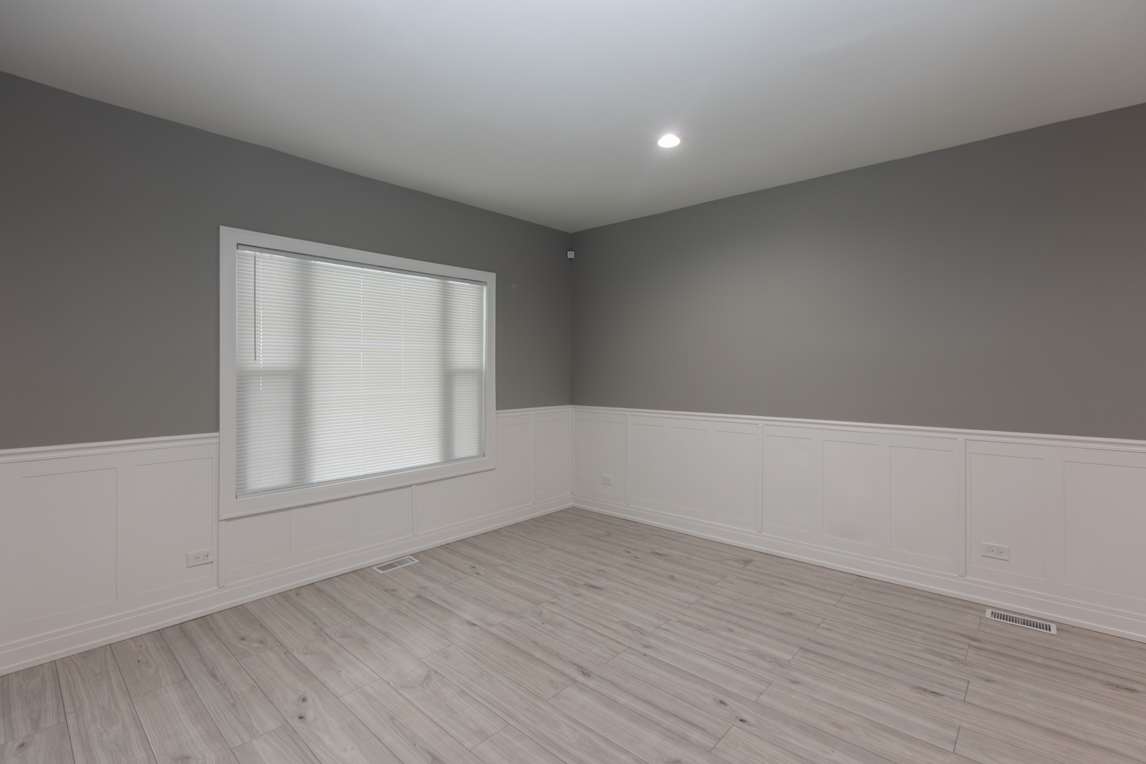 1508 7th Avenue, Maywood, IL 60153