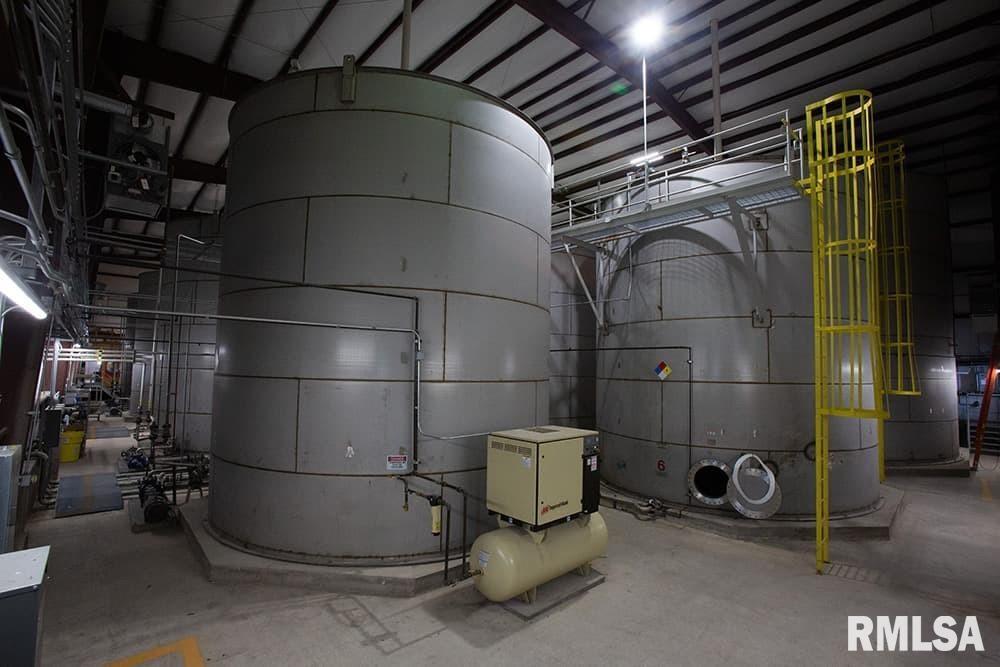 2531 Wiggins Road, Muscatine, IA 52761