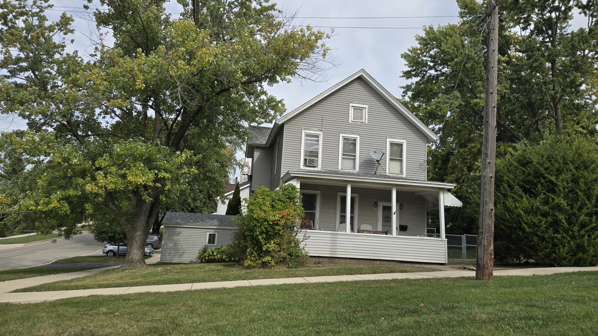 202 14th Street, Lockport, IL 60441