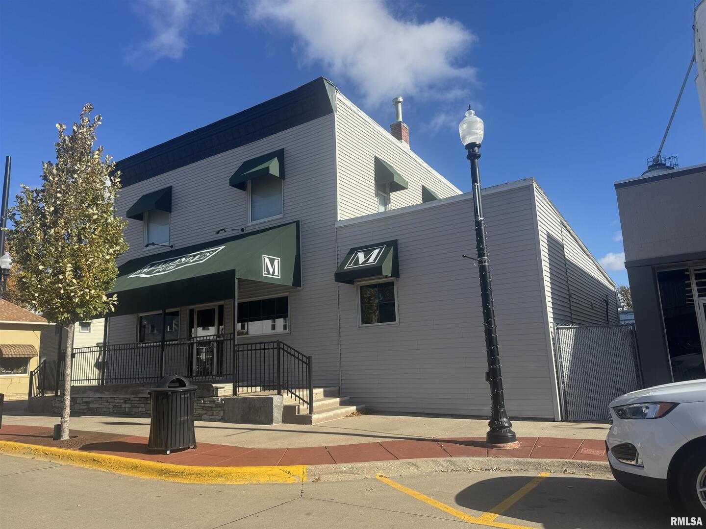 239 2ND Street, Eldridge, IA 52748