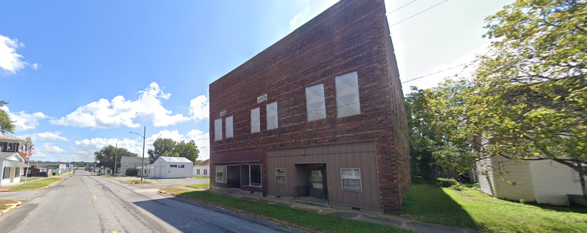 1701 Locust Street, Eldorado, IL 62930