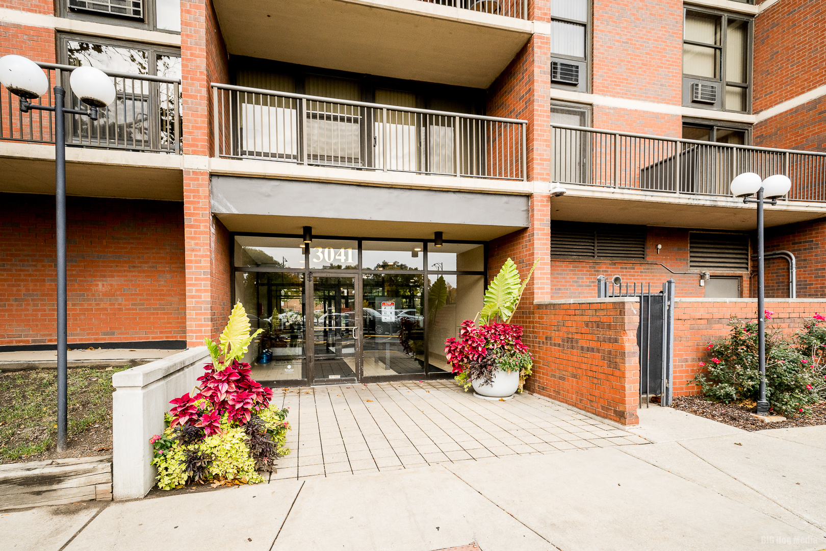 3041 Michigan Avenue, Chicago, IL 60616