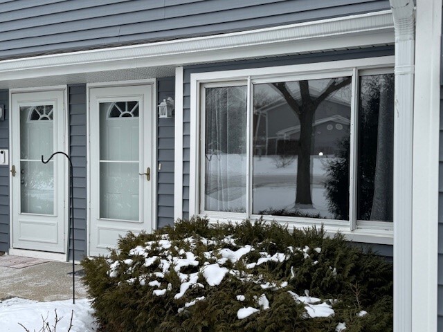 34016 White Oak Lane, Gurnee, IL 60031