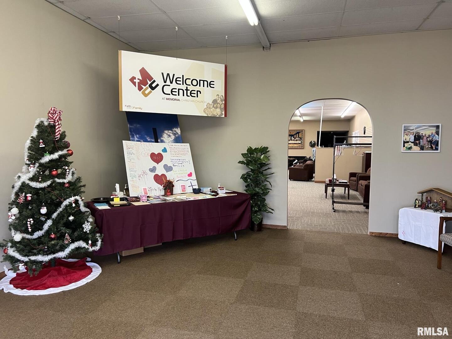 1624 AVENUE OF THE CITIES Avenue, Moline, IL 61265