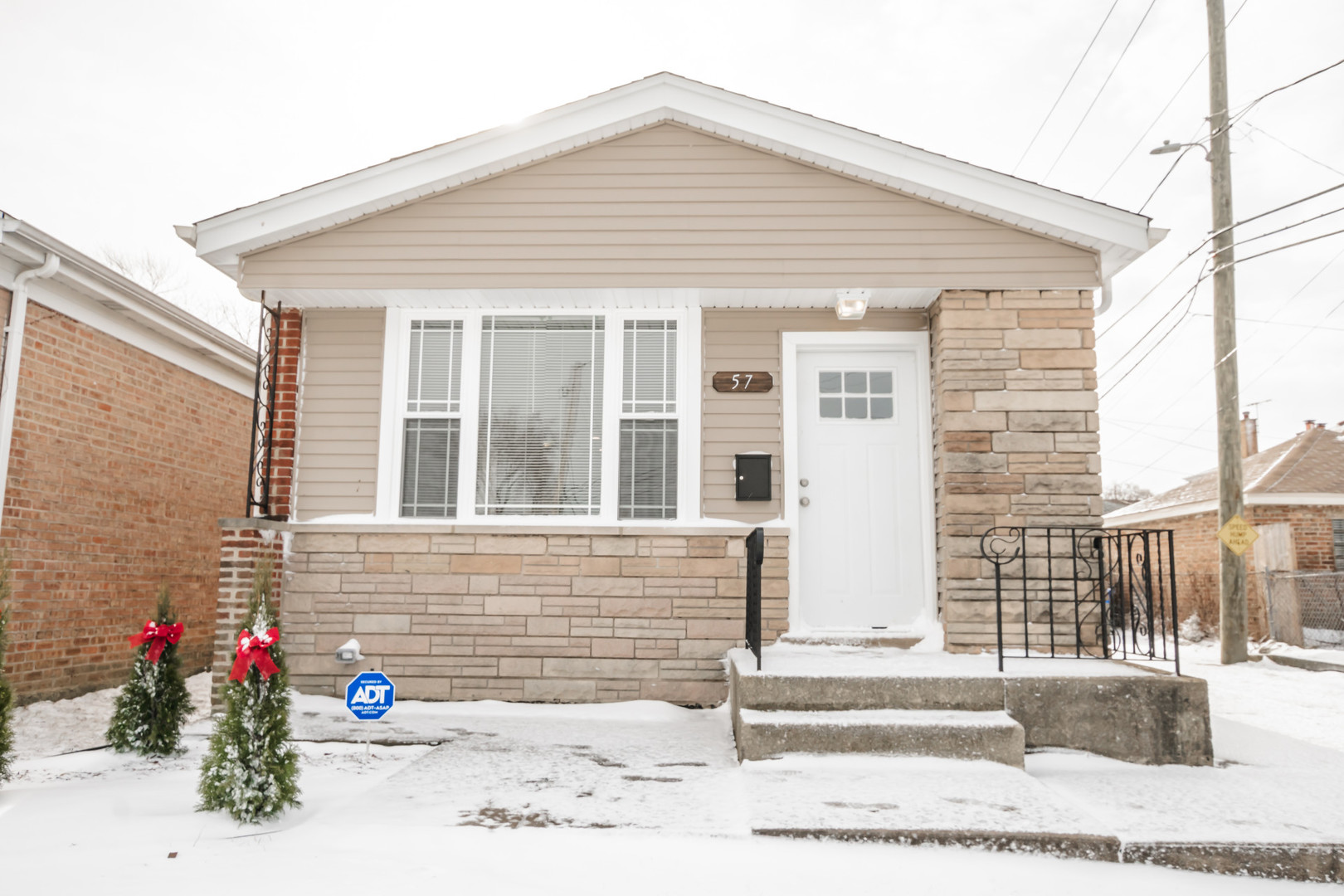 57 92nd Street, Chicago, IL 60619