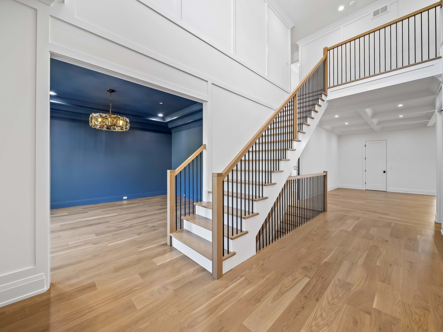 1851 Oakwood Road, Northbrook, IL 60062