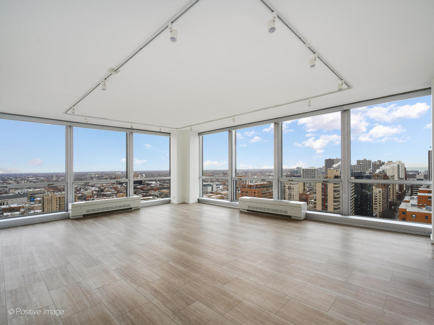 340 Diversey Parkway, Chicago, IL 60657