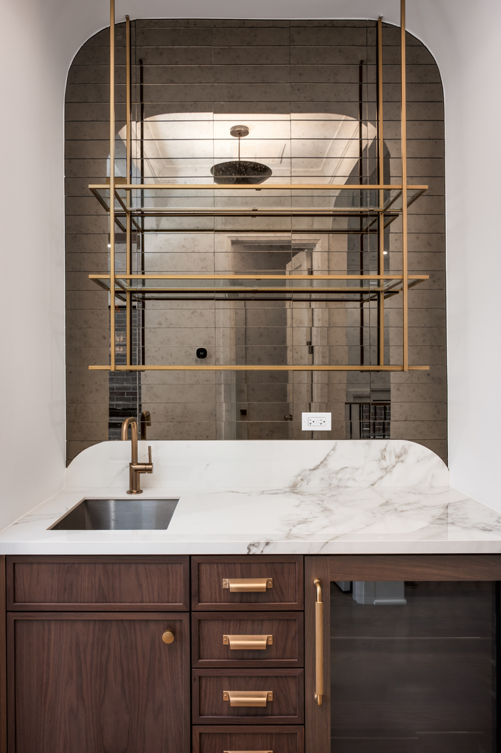 3617 Magnolia Avenue, Chicago, IL 60657