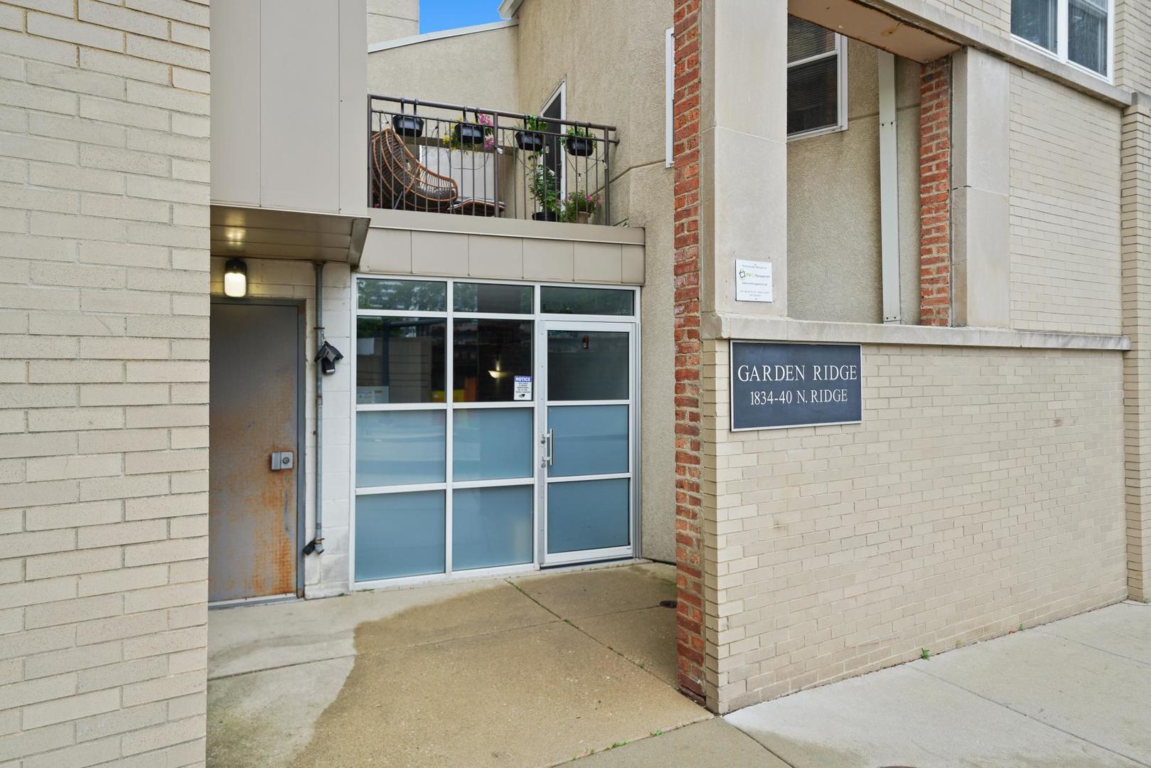 1834 Ridge Avenue, Evanston, IL 60201