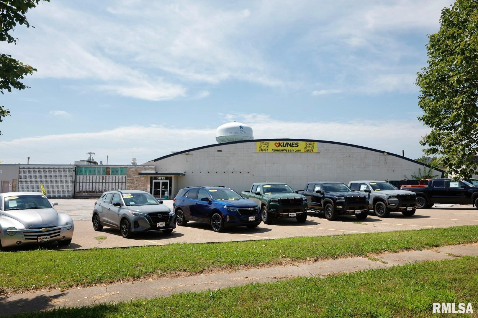 3812 HARRISON Street, Davenport, IA 52806