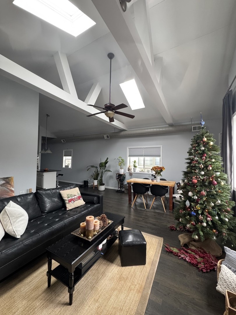 2315 Harrison Street, Chicago, IL 60612