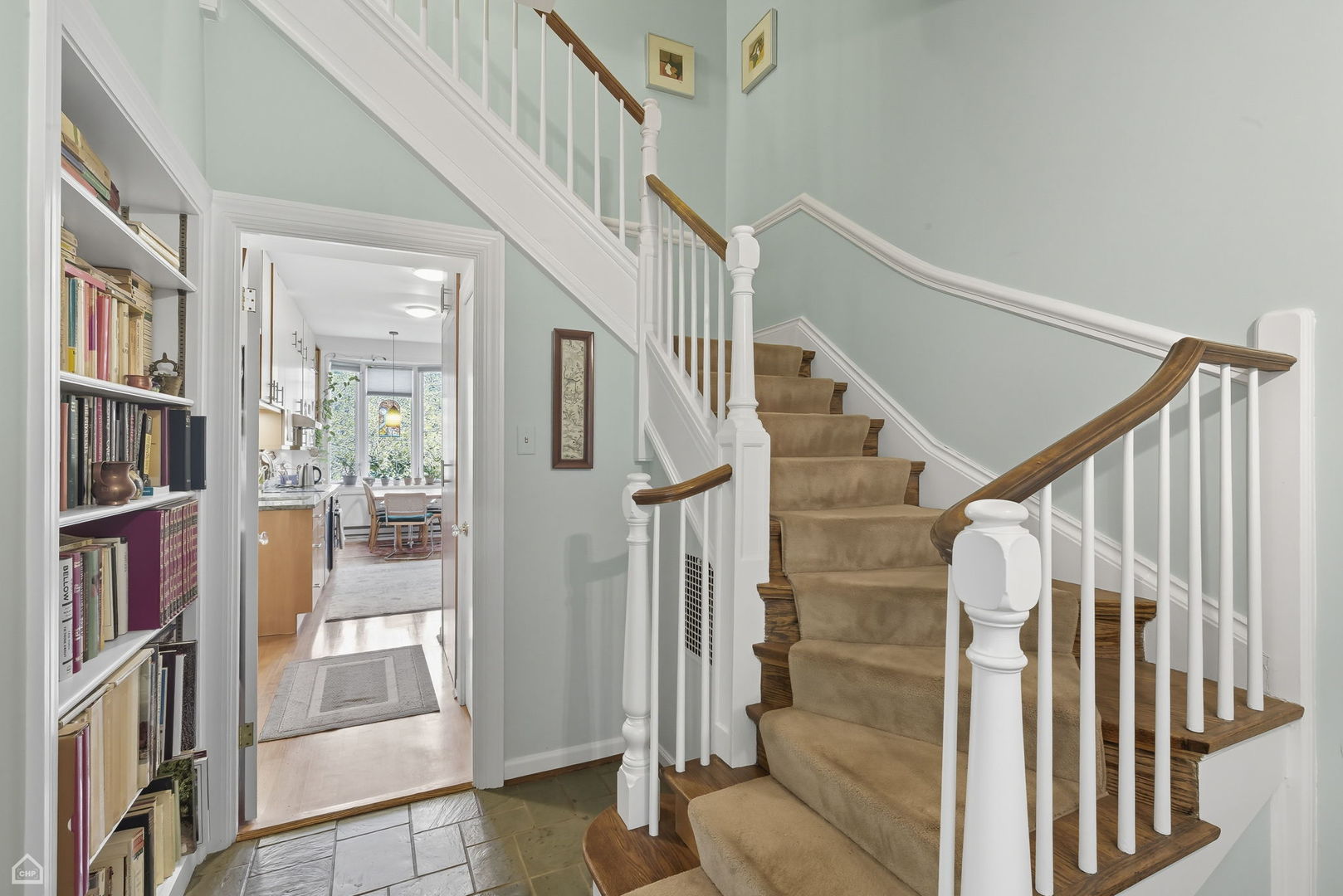 5611 Kenwood Avenue, Chicago, IL 60637