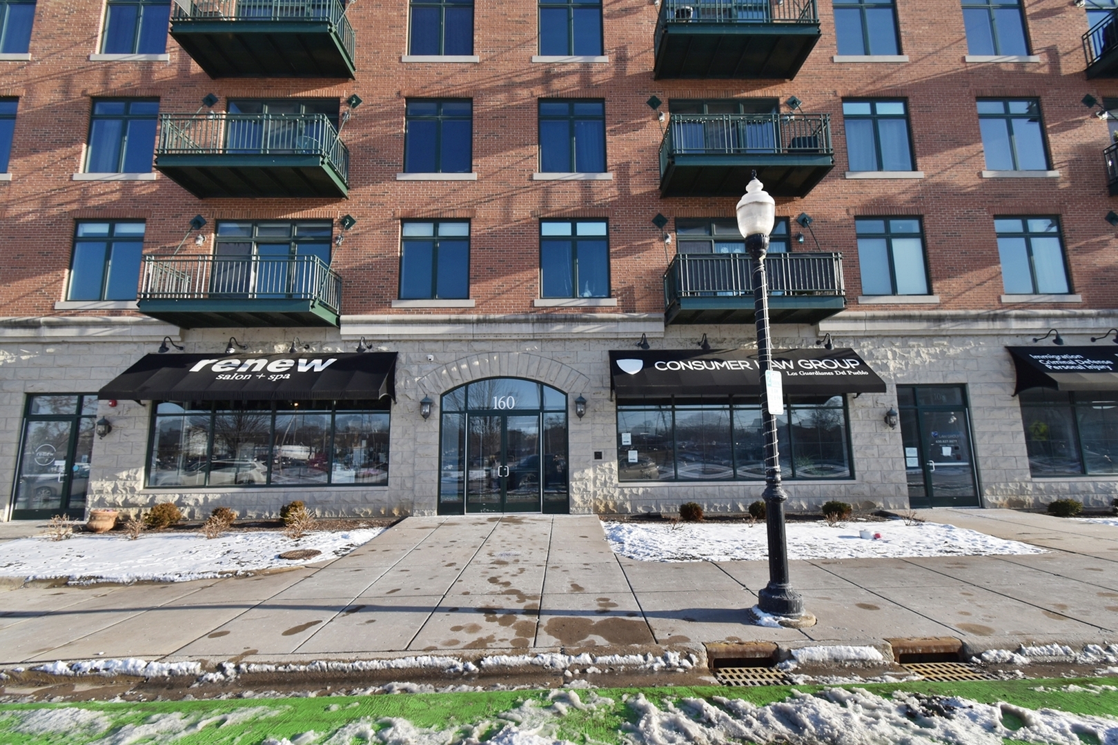 160 River Street, Aurora, IL 60506