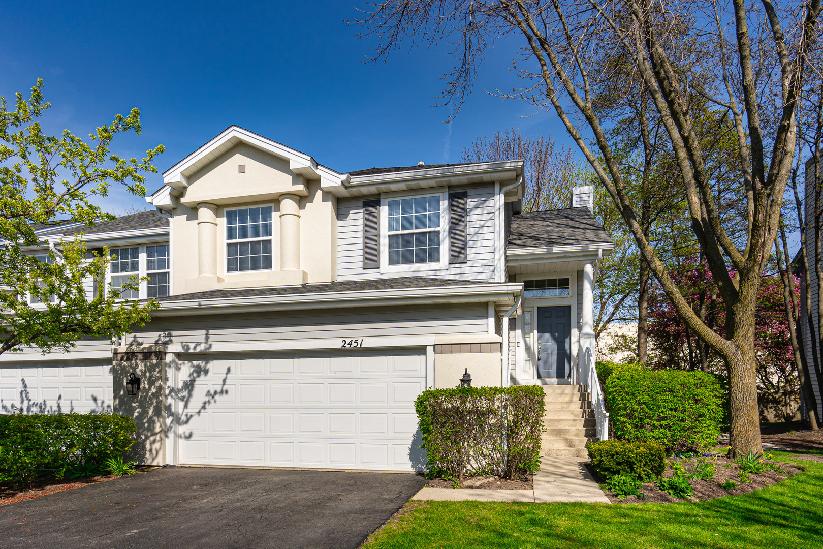 2451 Madiera Lane, Buffalo Grove, IL 60089