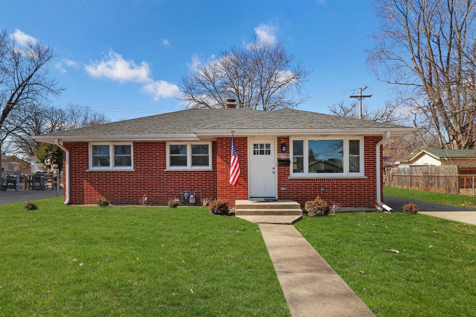 2532 Jackson Street, Waukegan, IL 60087