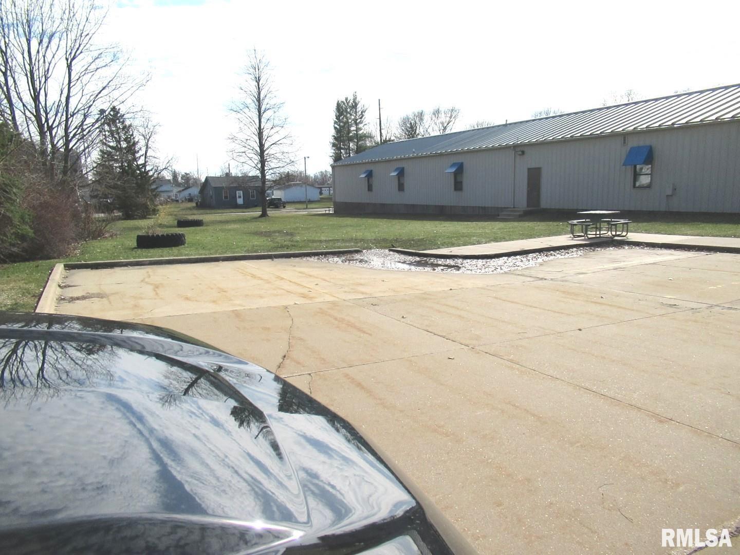 401 9TH Street, Tipton, IA 52772