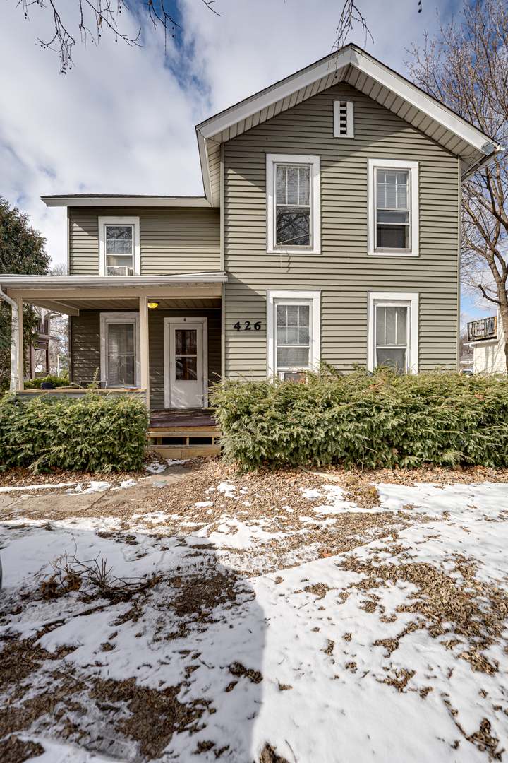 426 Lake Street, Aurora, IL 60506