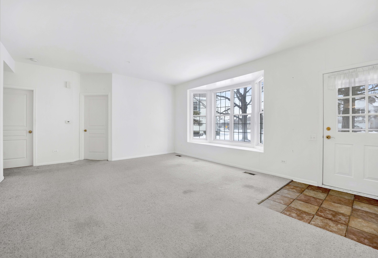 51 Arboretum Drive, Lombard, IL 60148