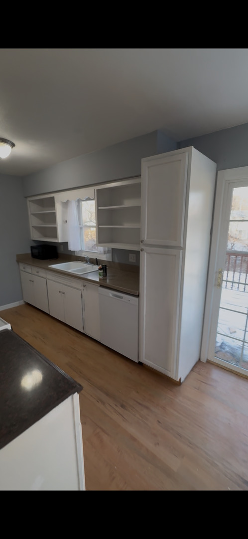 2919 Meadowbrook Drive, Clinton, IA 52732