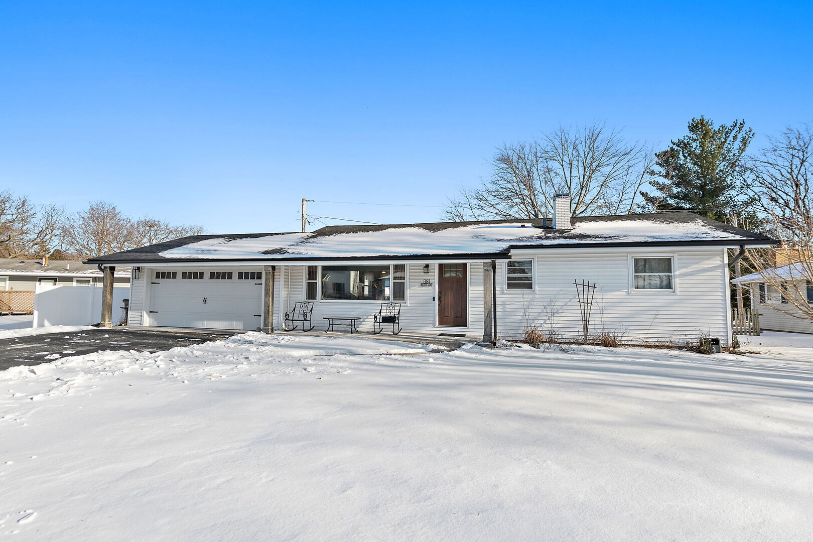 381 Keith Avenue, Crystal Lake, IL 60014