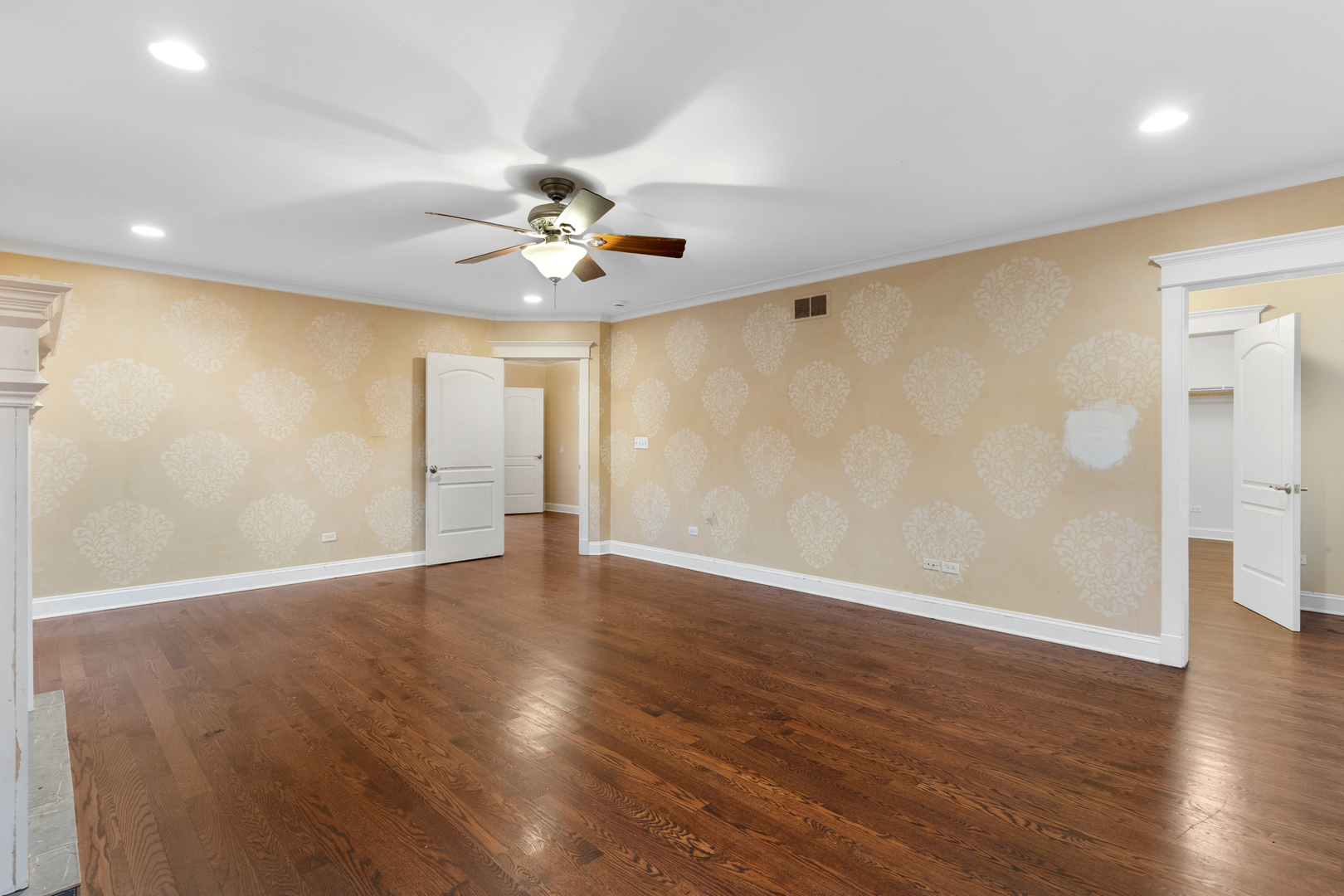 1009 Walter Street, Lemont, IL 60439