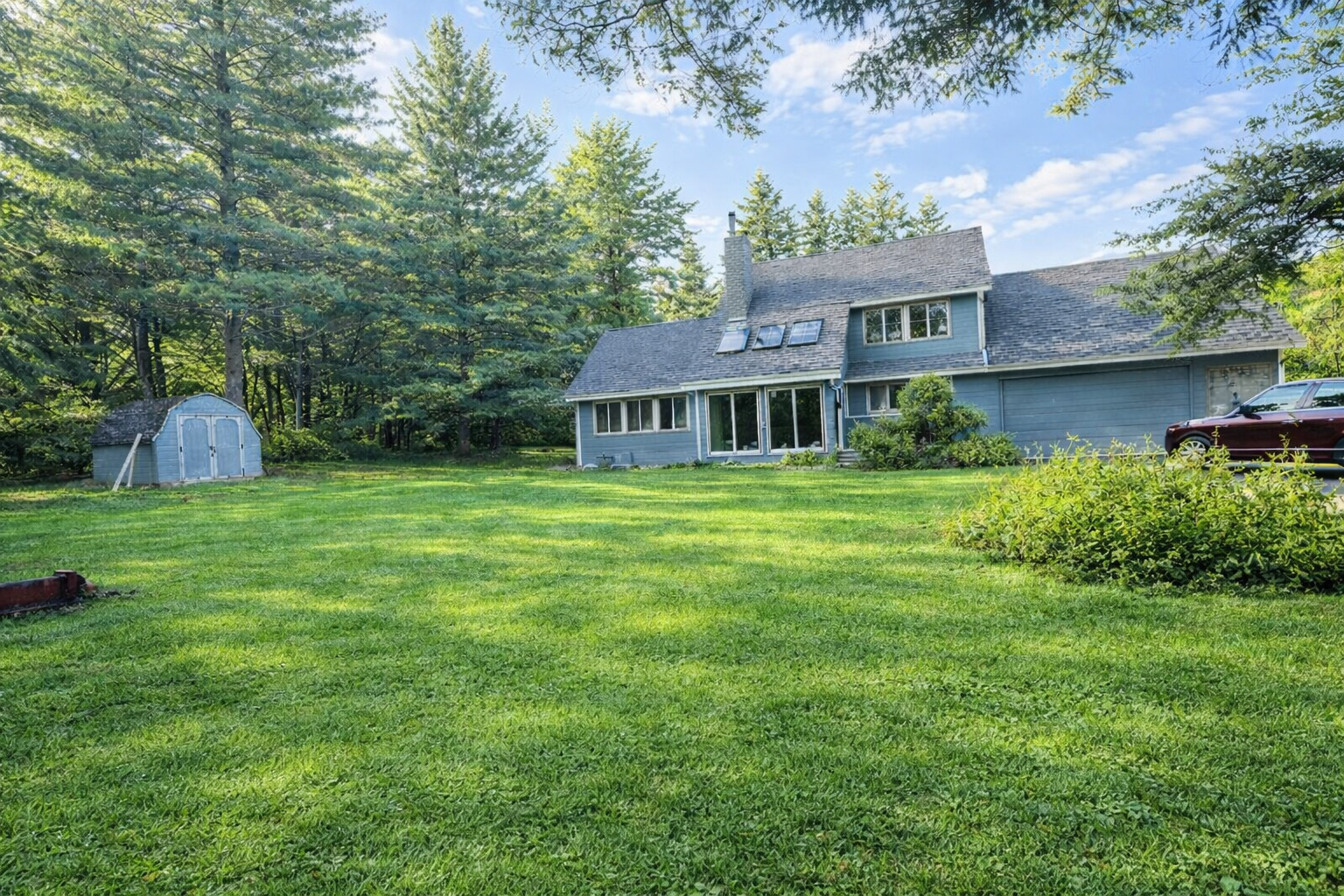 10905 Breezy Lawn Road, Spring Grove, IL 60081