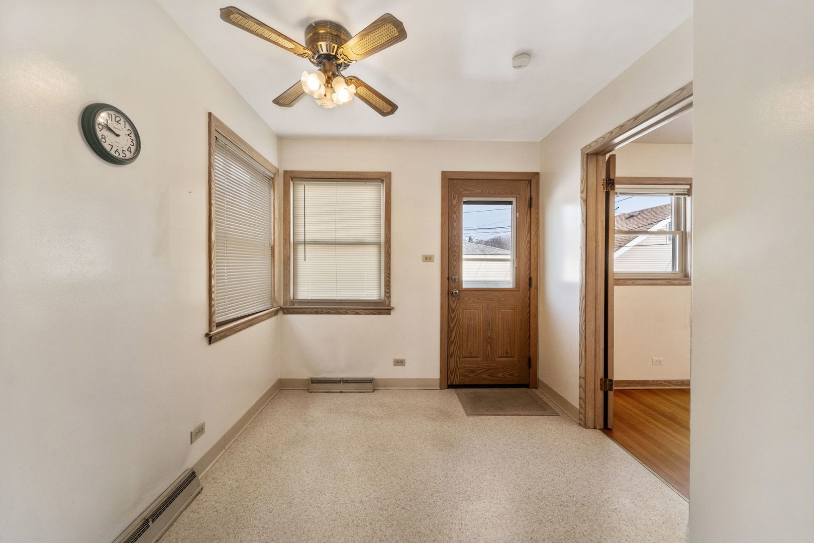 7230 Greenleaf Avenue, Chicago, IL 60631