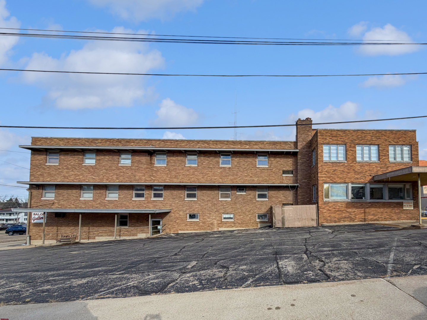 222 Exchange Street, Freeport, IL 61032