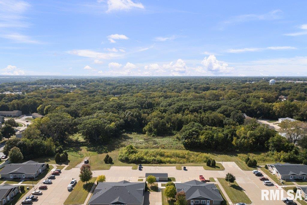 1000 48TH Avenue, East Moline, IL 61244