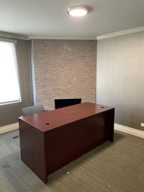 6252 Lincoln Avenue, Chicago, IL 60659