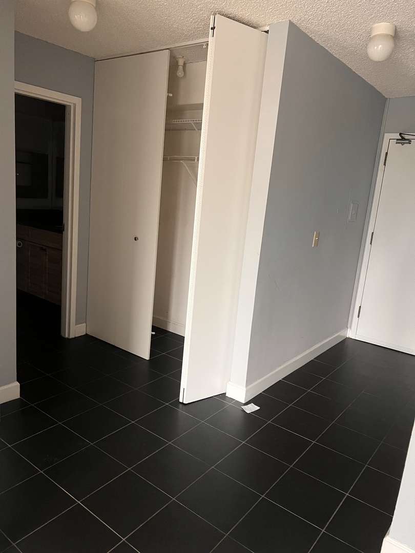 200 Dearborn Street, Chicago, IL 60601