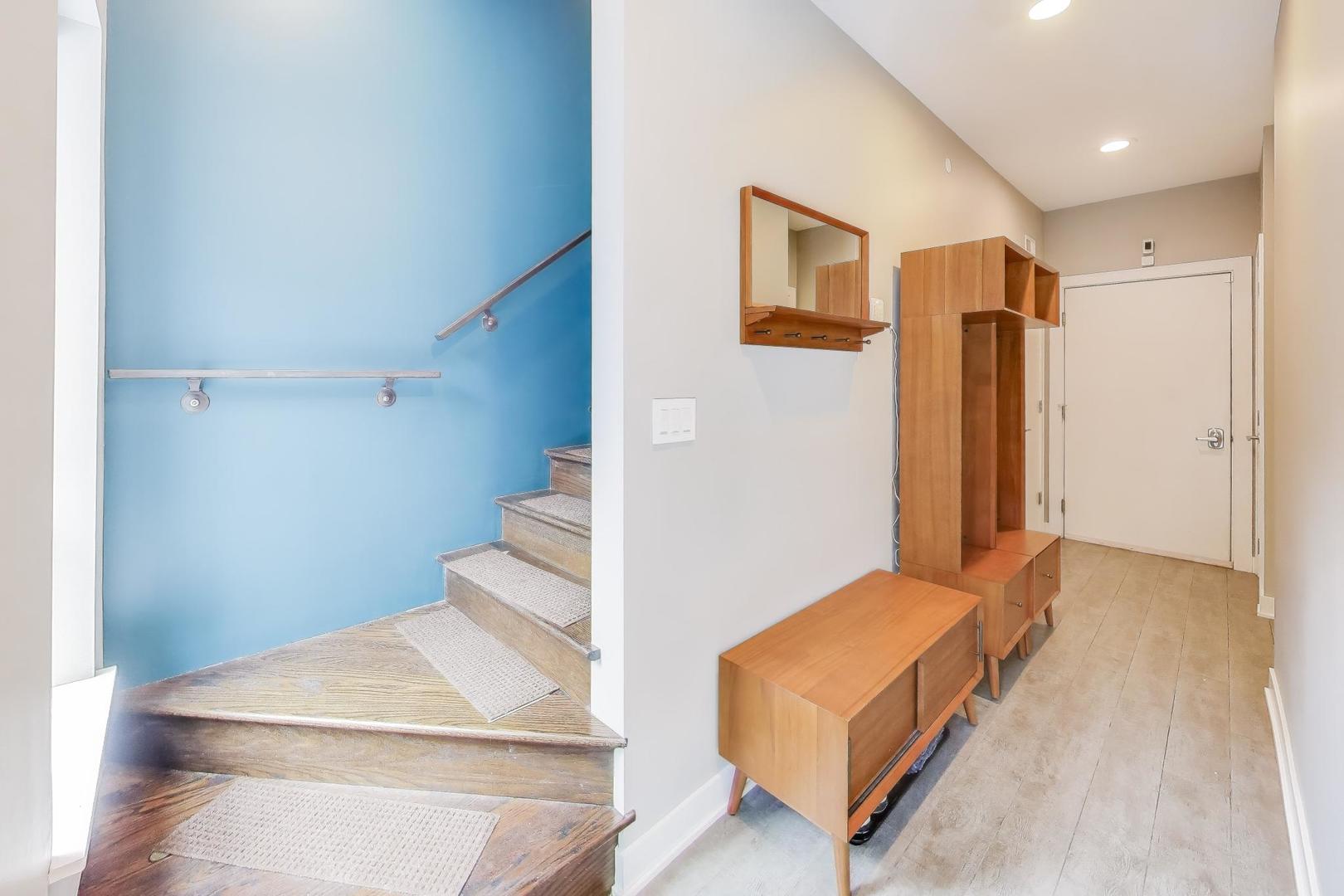 1727 Winnebago Avenue, Chicago, IL 60647