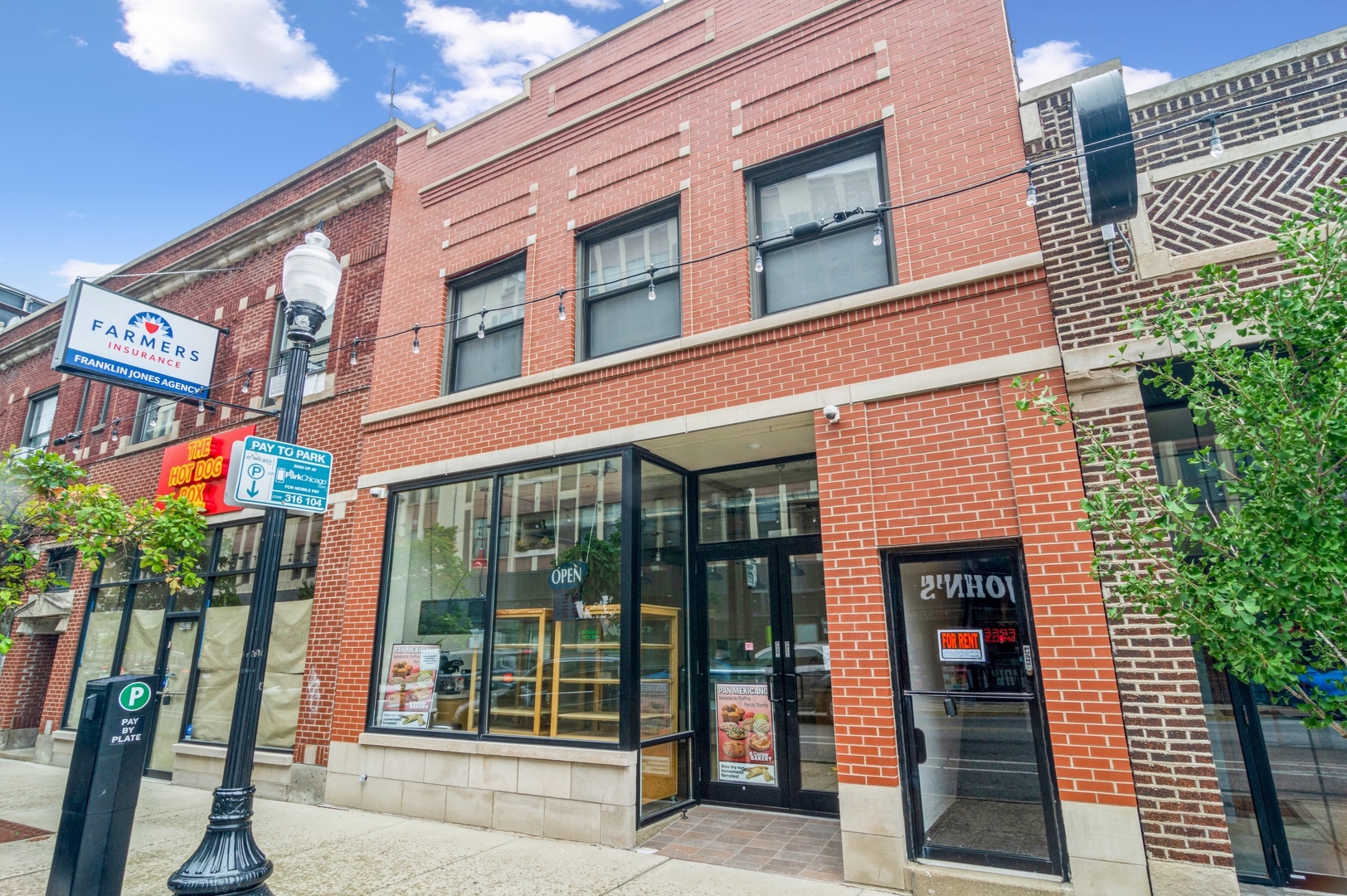 4022 Milwaukee Avenue, Chicago, IL 60641