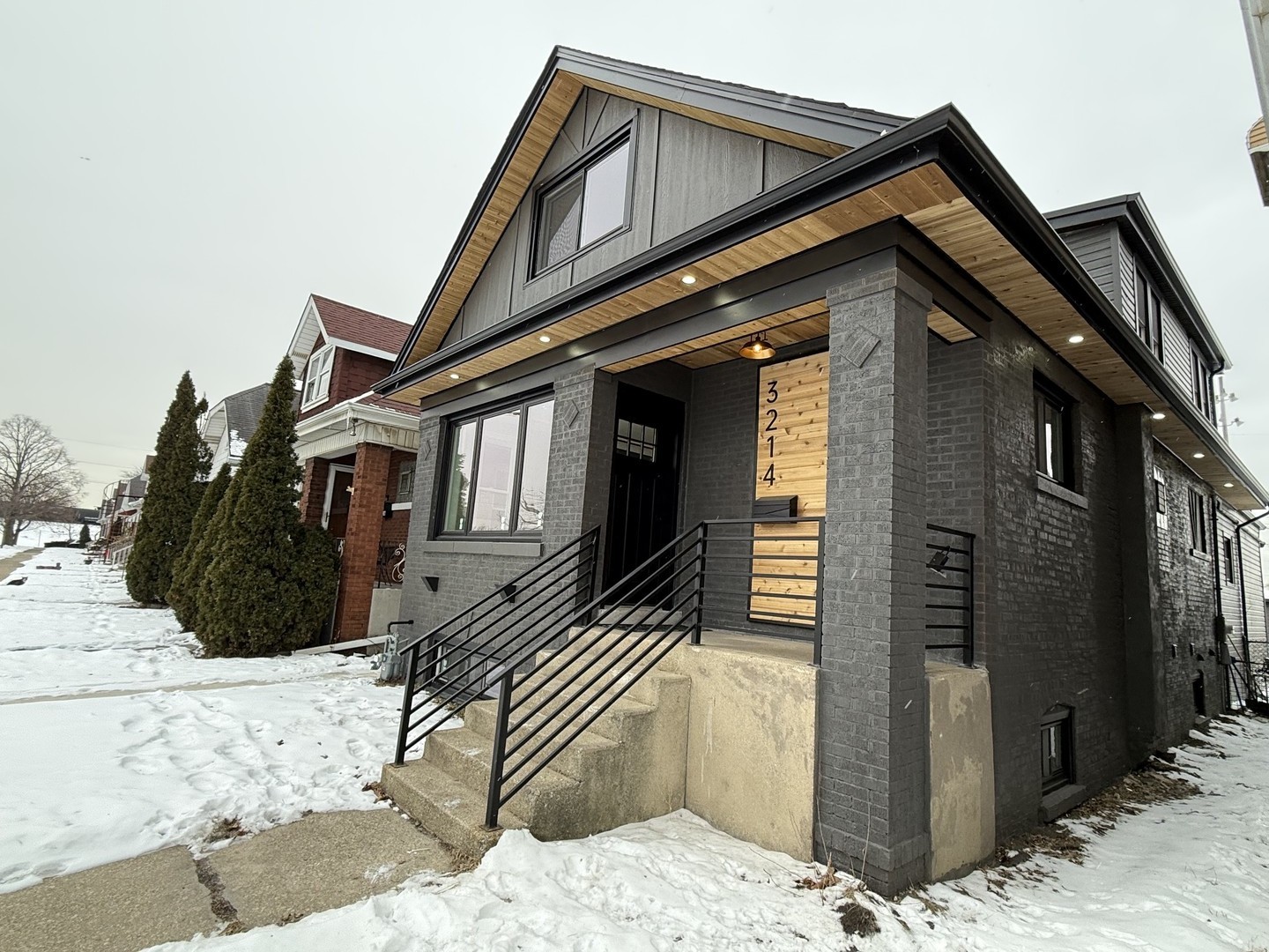 3214 54th Court, Cicero, IL 60804