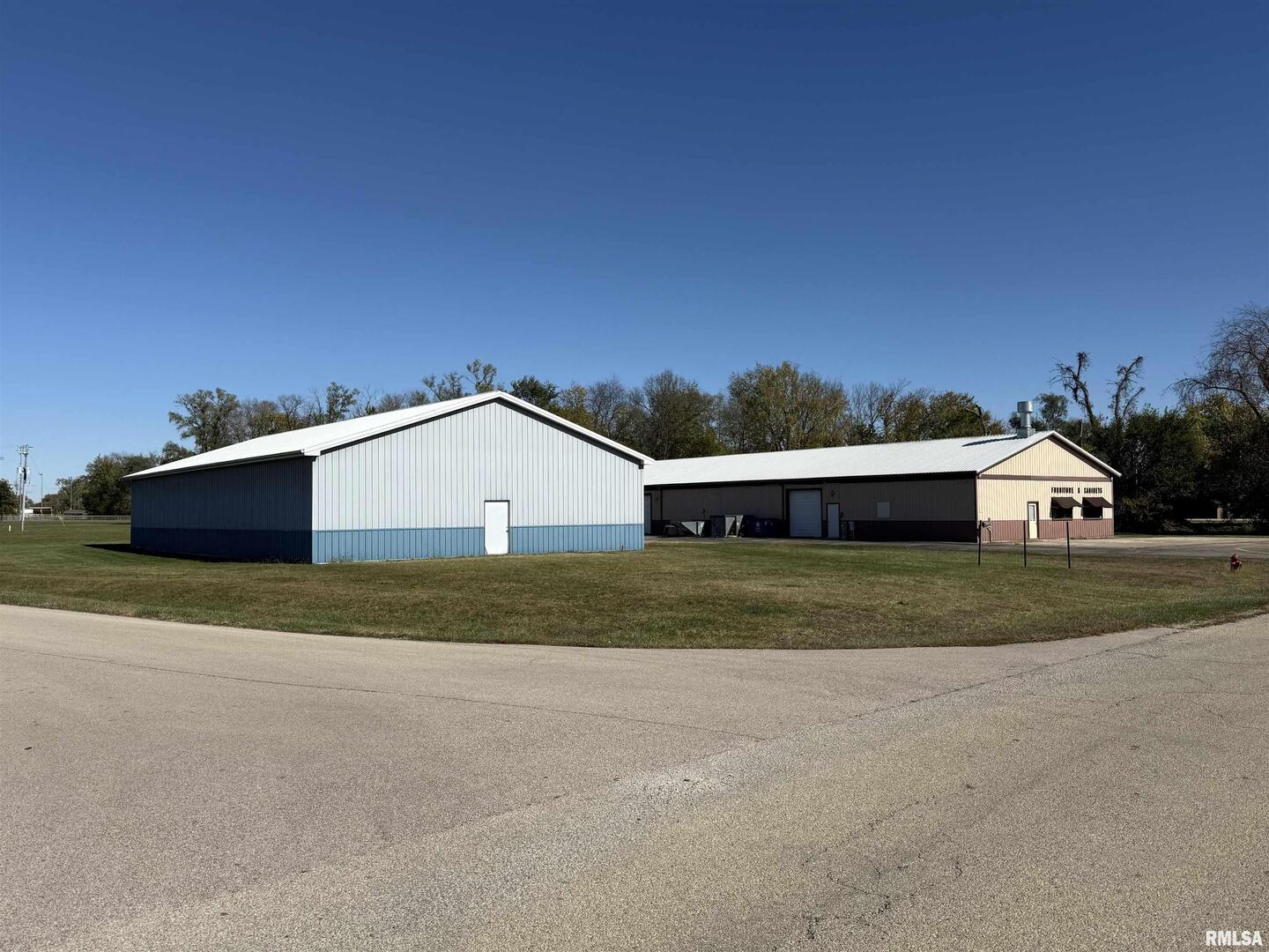 1225 22ND Avenue, Fulton, IL 61252