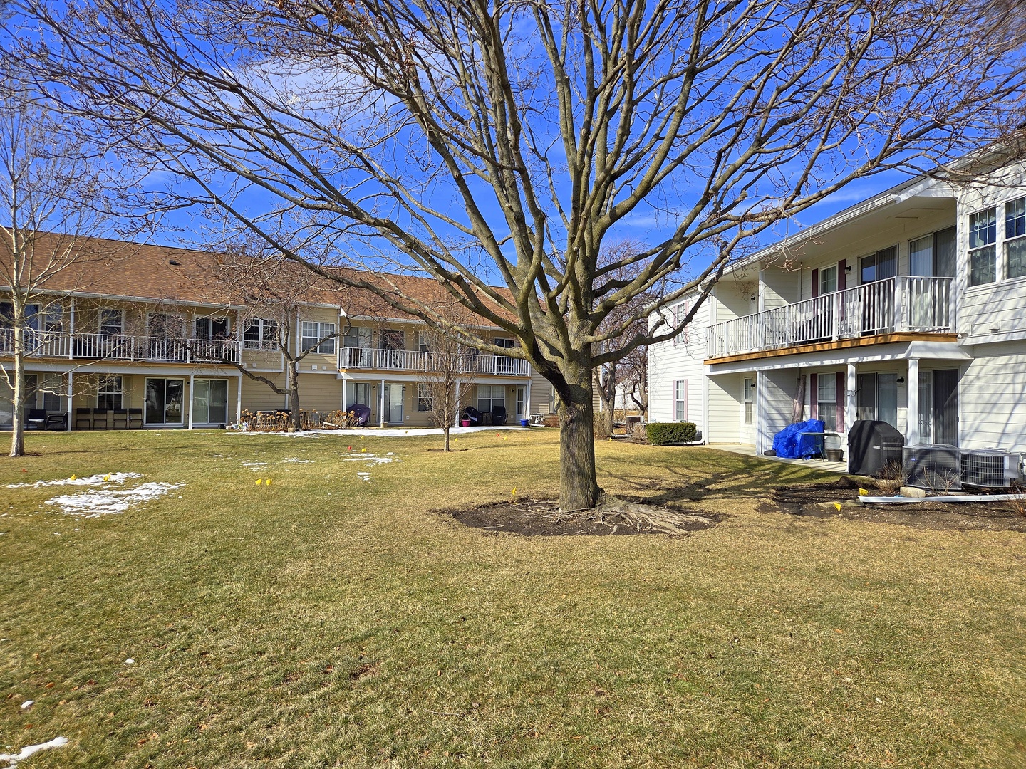 745 Streamwood Boulevard, Streamwood, IL 60107