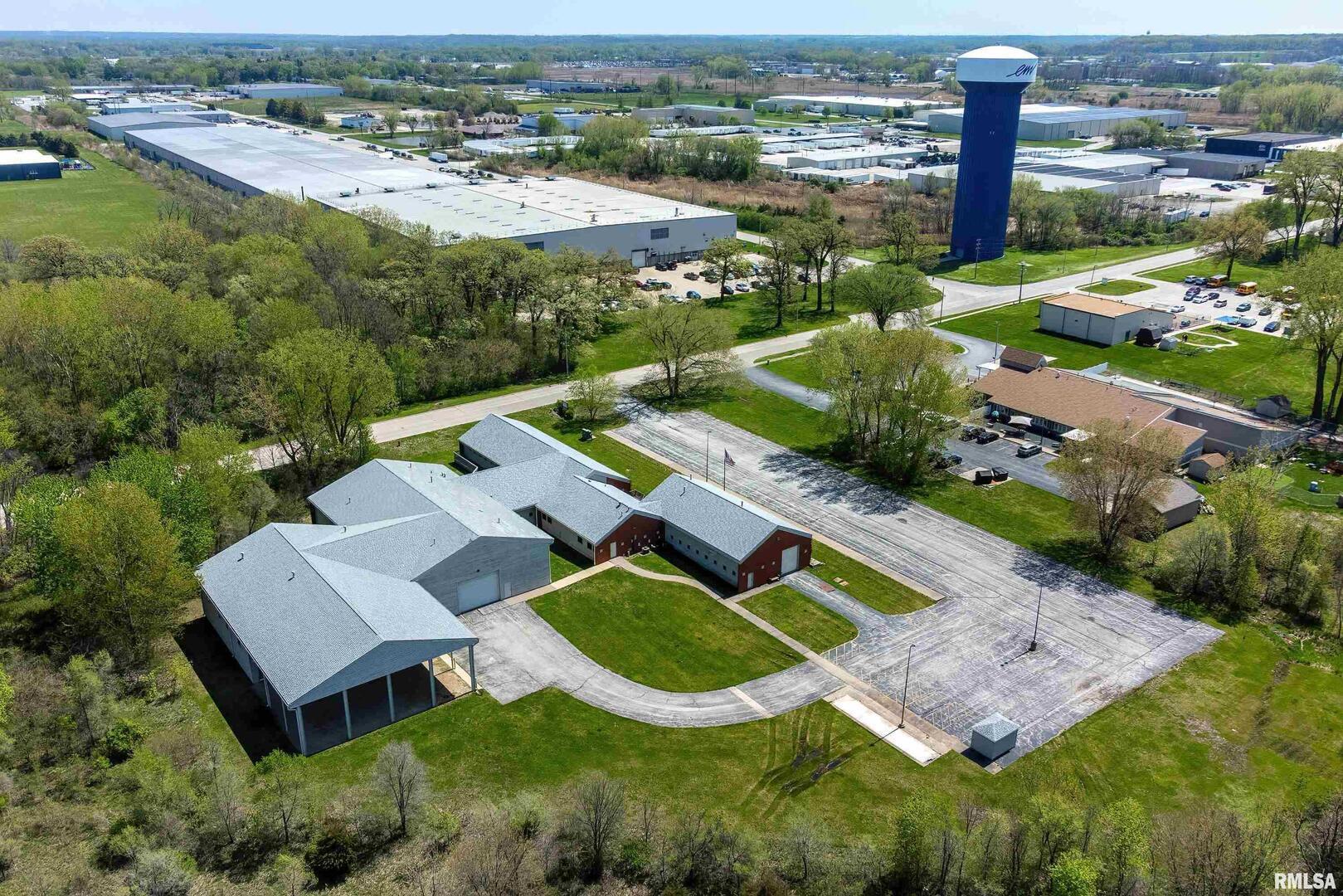 479 27TH Street, East Moline, IL 61244