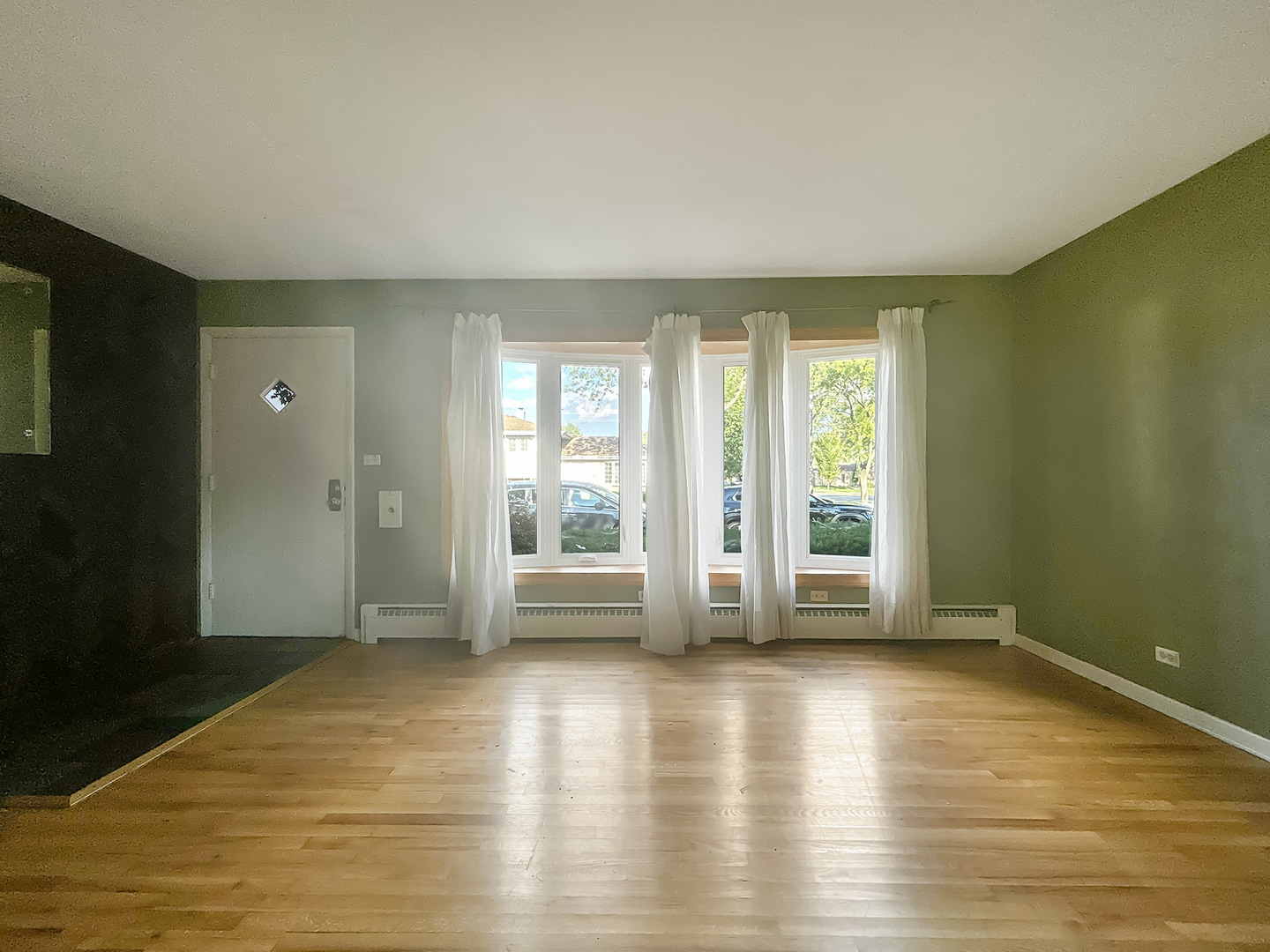 36 Highview Avenue, Addison, IL 60101