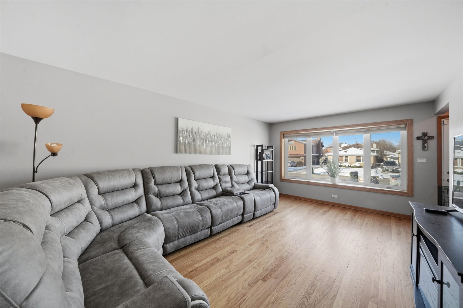 3719 Hawthorne Street, Schiller Park, IL 60176