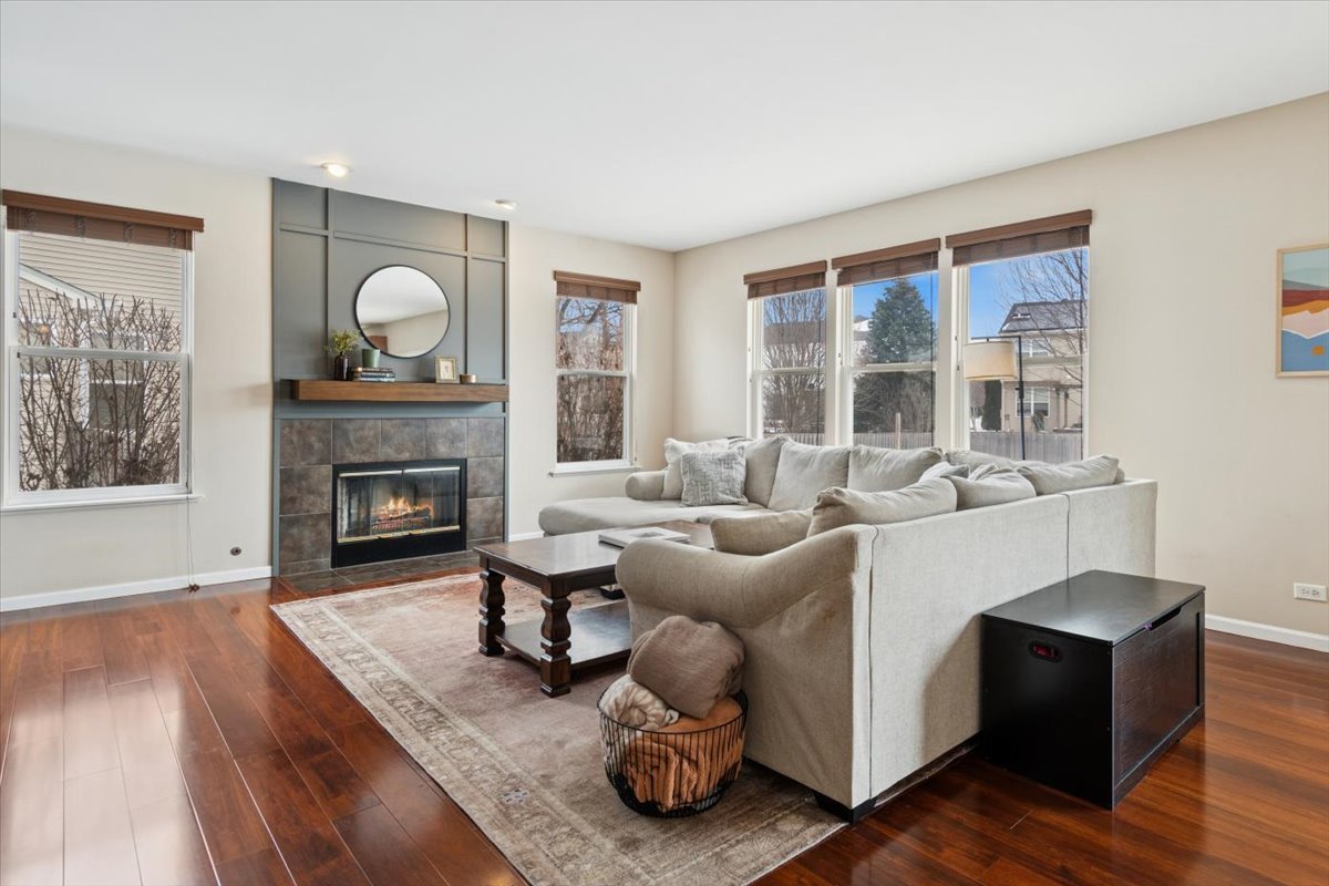 2358 Ferdinand Lane, Montgomery, IL 60538