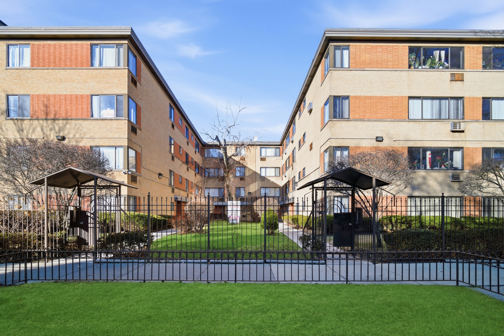 1508-1512 Farwell Avenue, Chicago, IL 60626