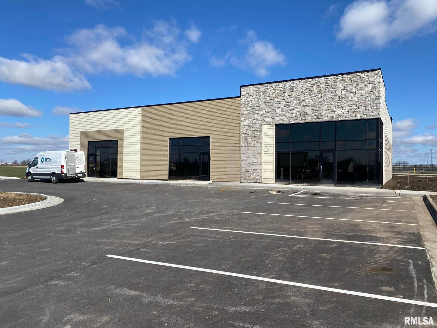 6792-6798 FRIENDSHIP, Bettendorf, IA 52722