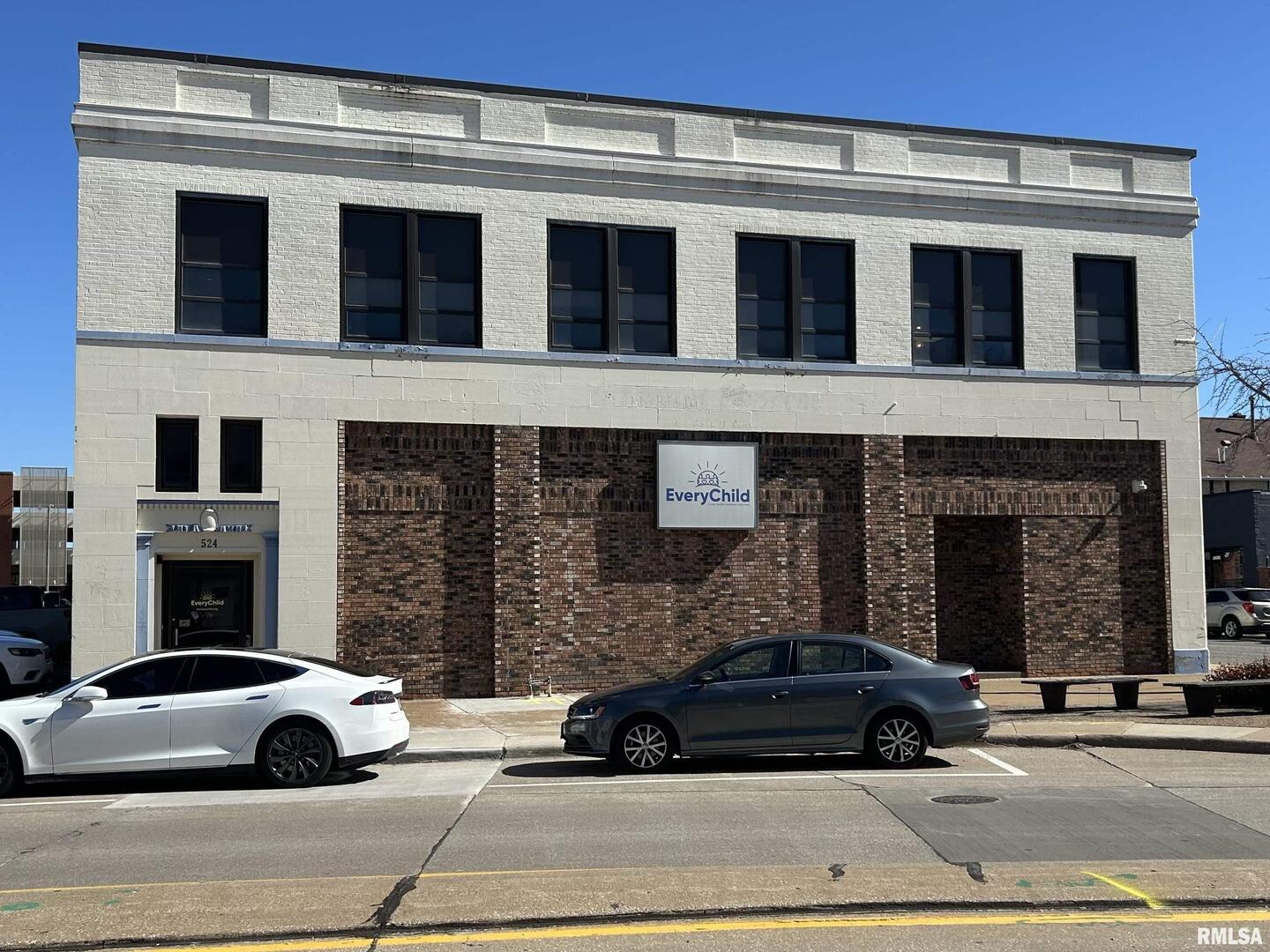 524 15TH Street, Moline, IL 61265