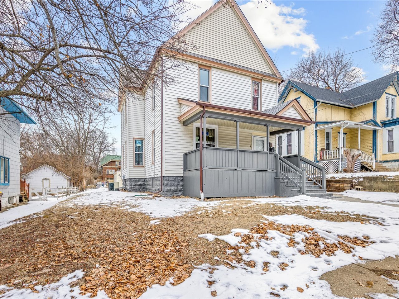 1128 Grant Avenue, Rockford, IL 61103