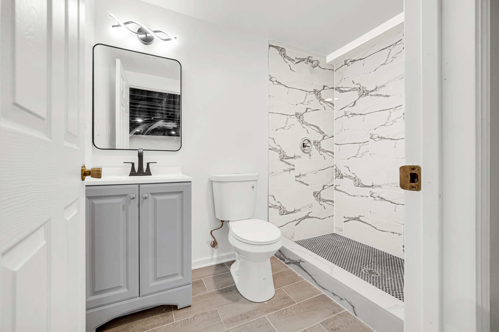 4216 West End Avenue, Chicago, IL 60624