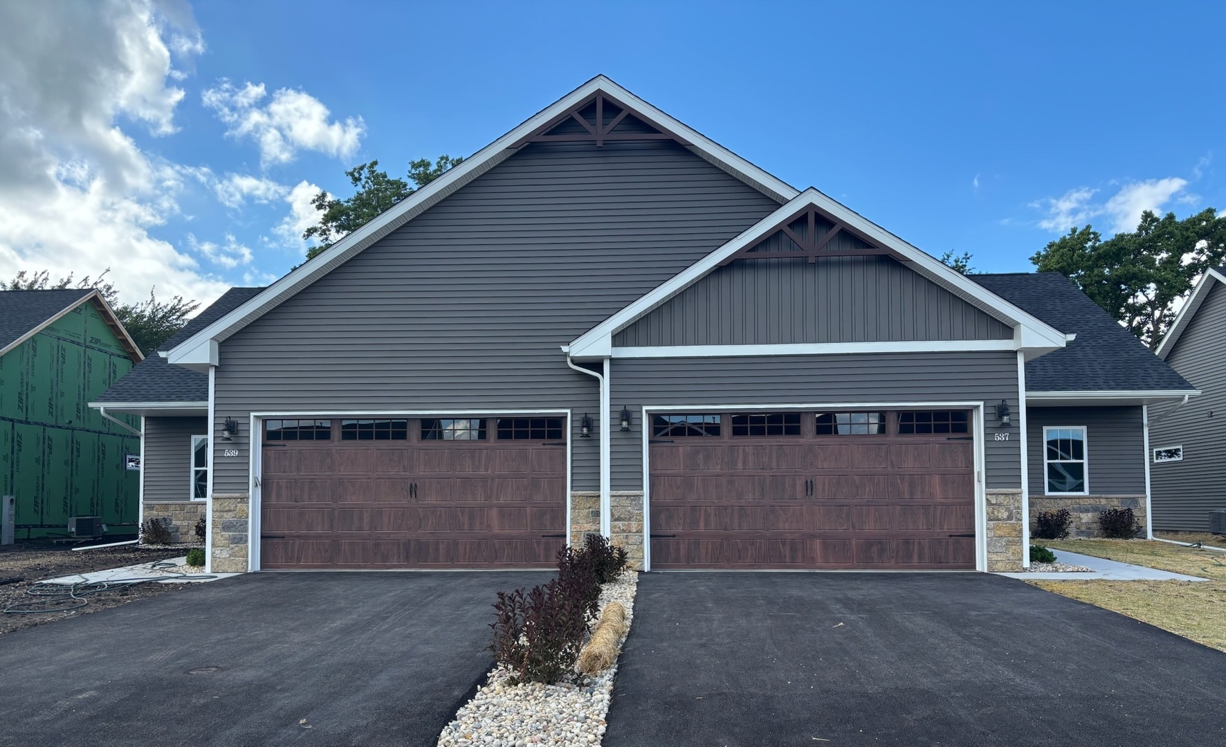 615 Anjali Court, Sycamore, IL 60178