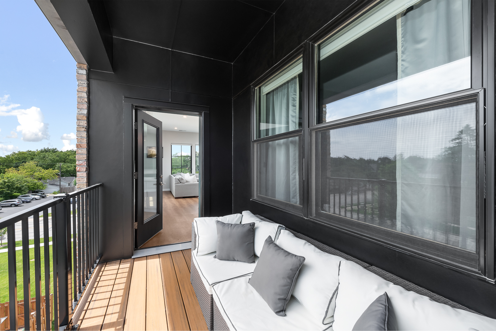 720 Washington Street, Naperville, IL 60540