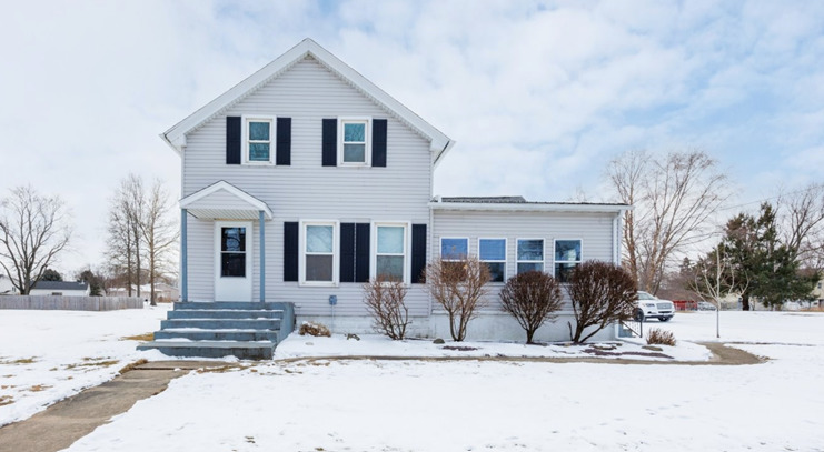 300 South Street, Atlanta, IL 61723