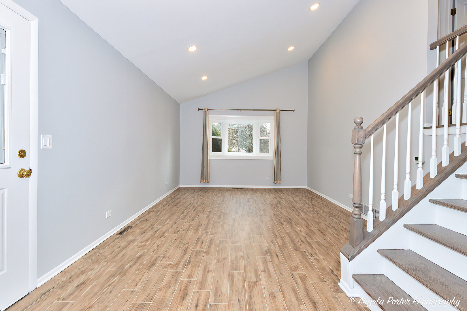 202 Dearborn Court, Lake Zurich, IL 60047